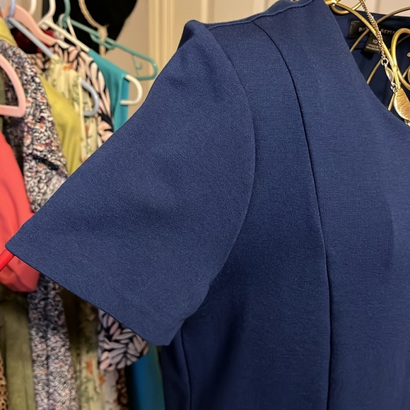 Blue Short Sleeve banana republic dress - Picture 6 of 8